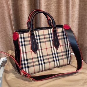 Burberry horseferry ballington tote